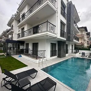Apart Otel Arti̇m, Fethiye